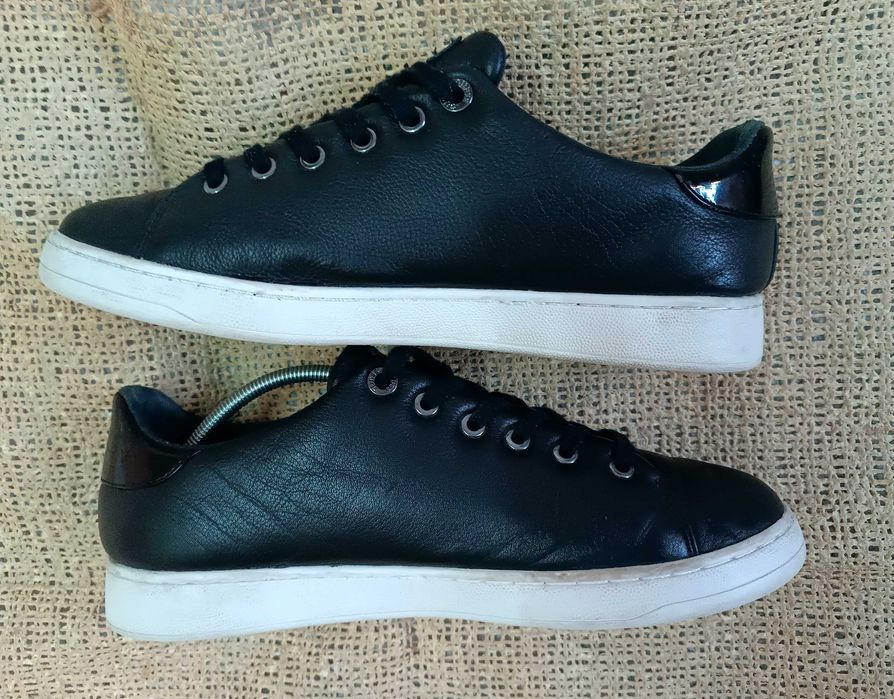 Кроссовки Guess USA кожаные кеды 40-41 размер