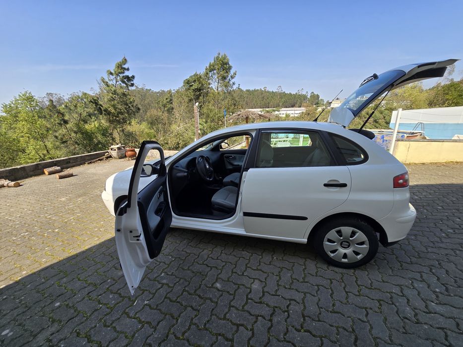 Seat Ibiza, em otimas condocoes e com todos os documentos em dia