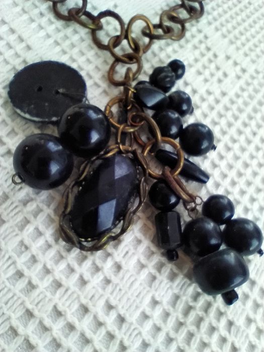 Colar comprido estilo étnico preto, original