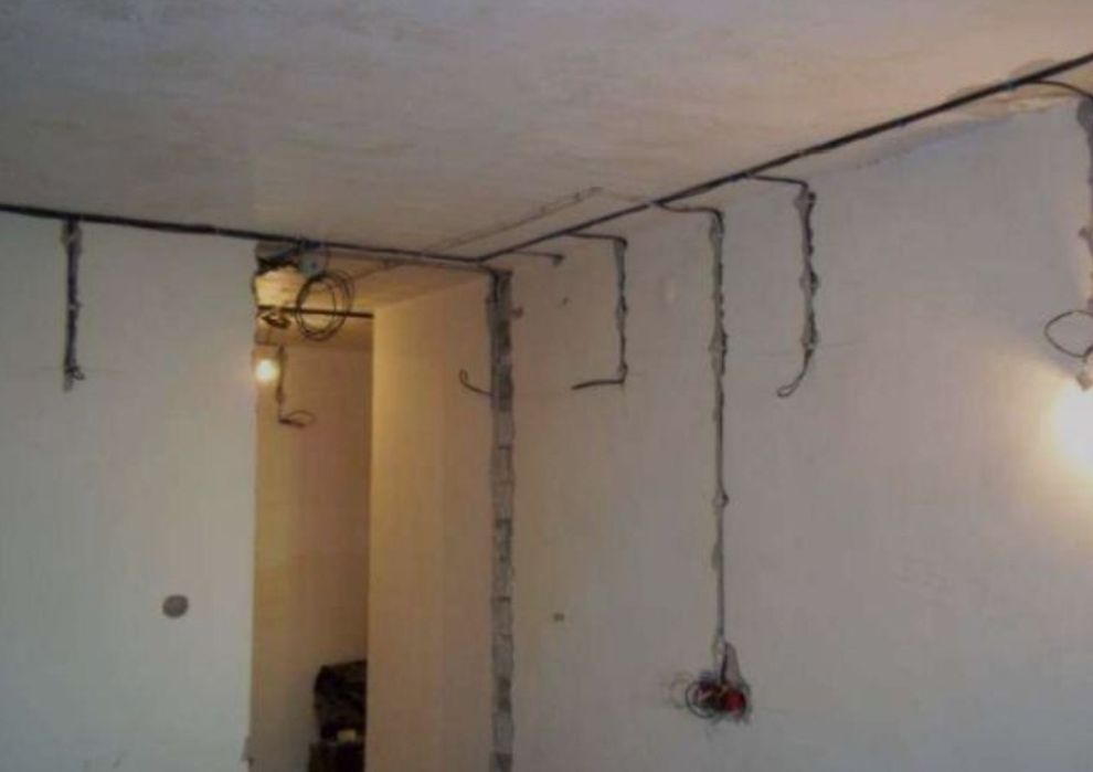 Шукаю роботу помічником майстра внутрішніх ремонтних робіт