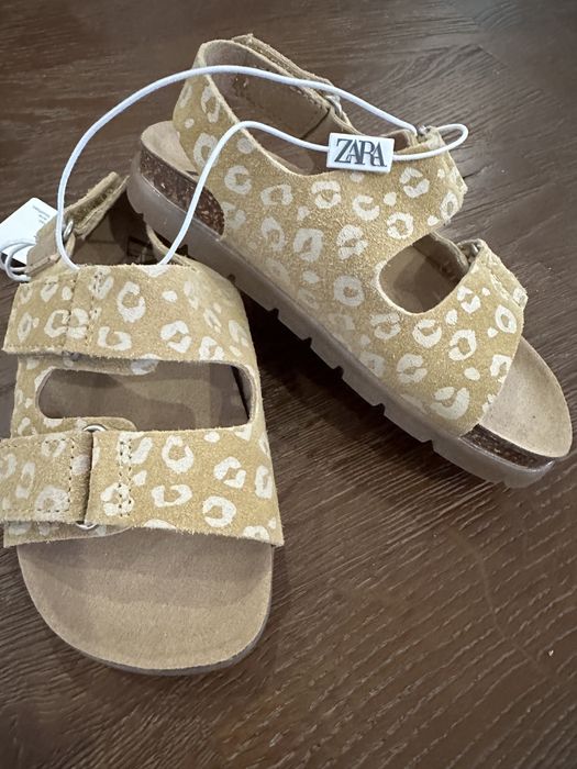 Дитячі шкіряні сандалі Zara