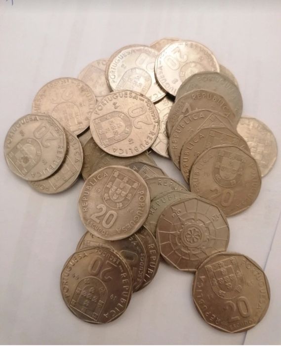 Moedas de 20 escudos