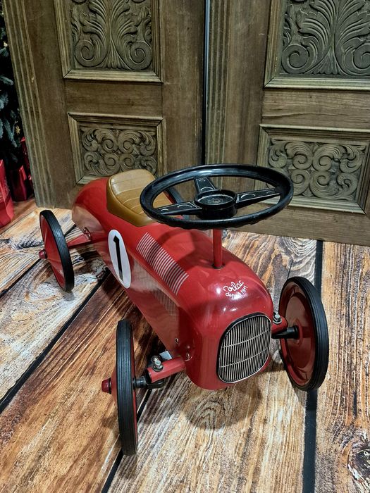 Samochód samochodzik jeździć retro do sesji