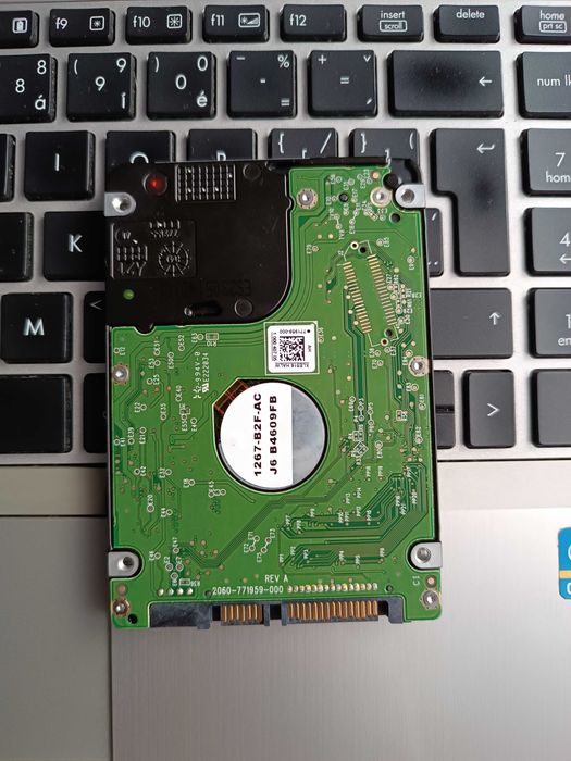 Новый жесткий диск 500GB WDC WD5000LPVX-16V0TT3