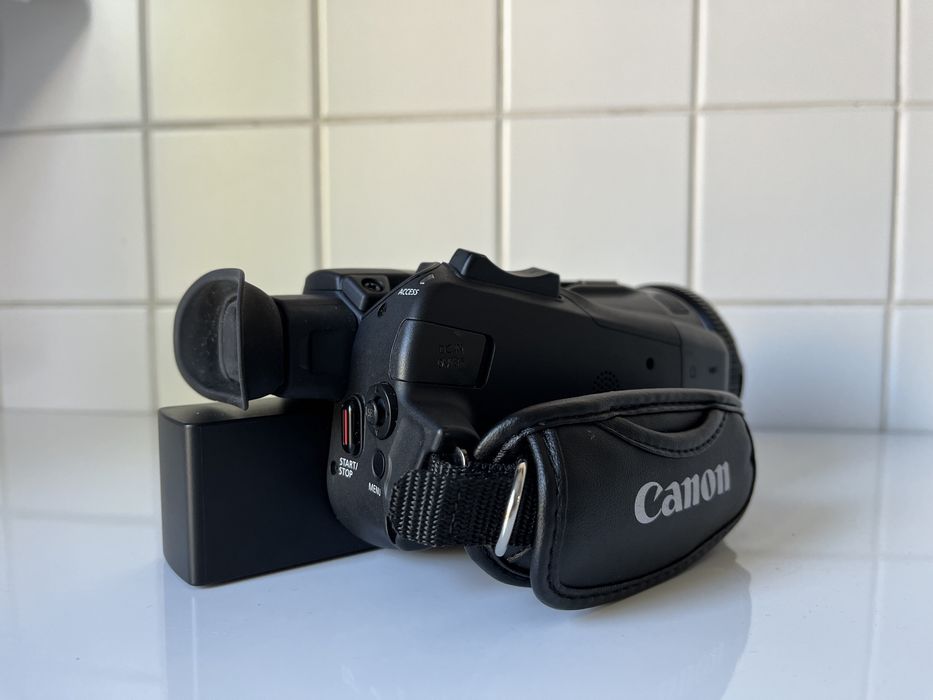 Canon Legria HF G70 – Excelente Estado
