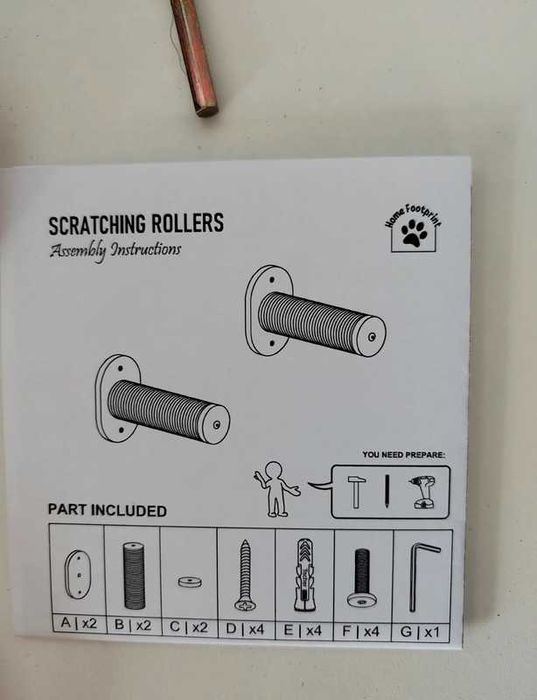 Słupki do drapaka przykręcane do ściany, kociostrada