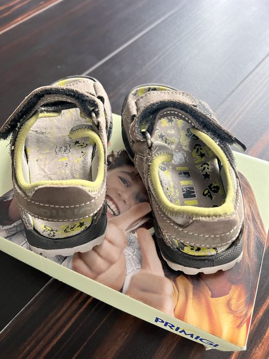 Sandały chłopięce rozm. 25, PRIMIGI, super stan