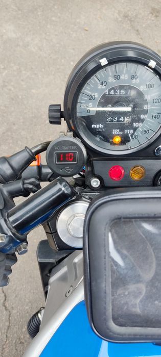 Honda CB-1 (NC27)