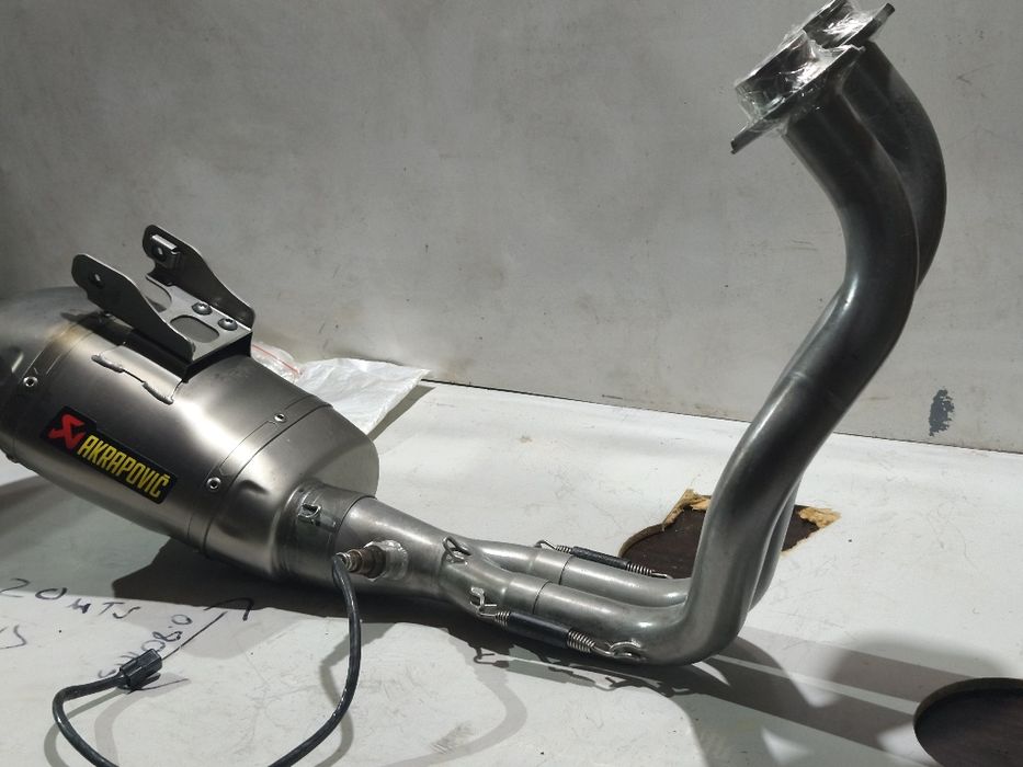 Akrapovic Titanium Yamaha MT 07/ tracer/xsr