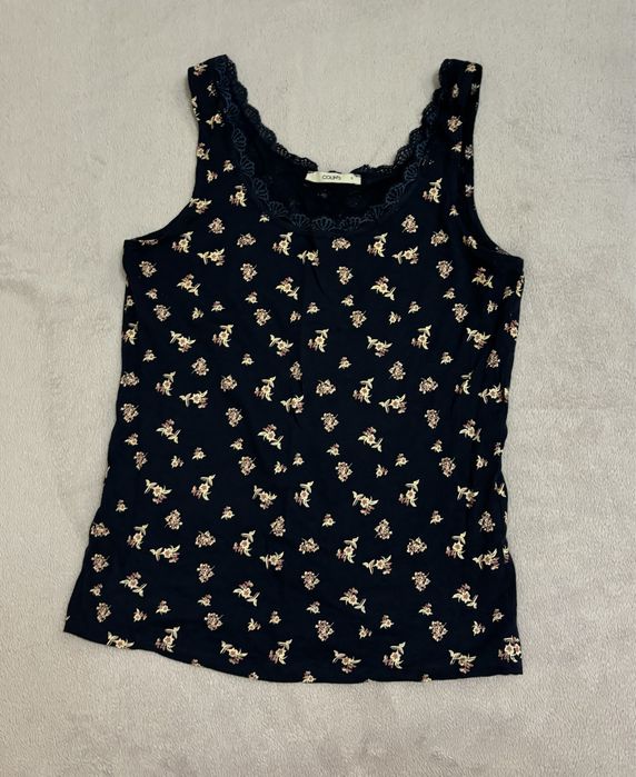 Майка з квітковим принтом