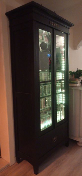 Móvel expositor iluminado