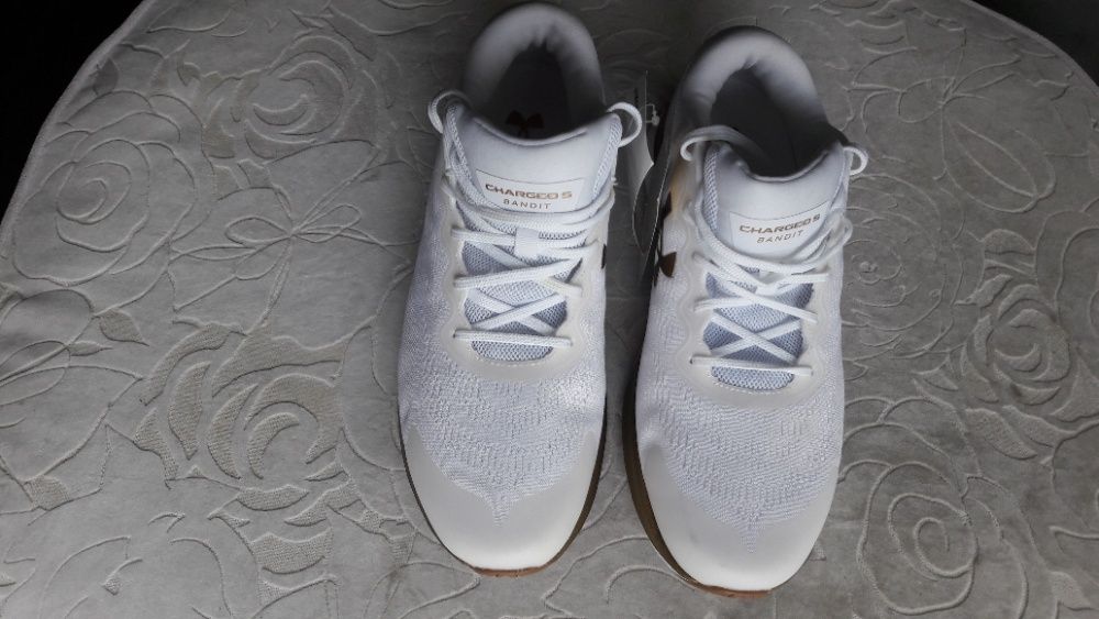 Under Armour CHARGED BANDIT 42,5