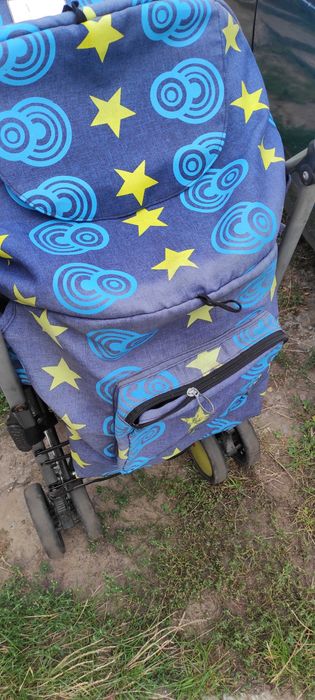Продам коляску прогулочную трость
