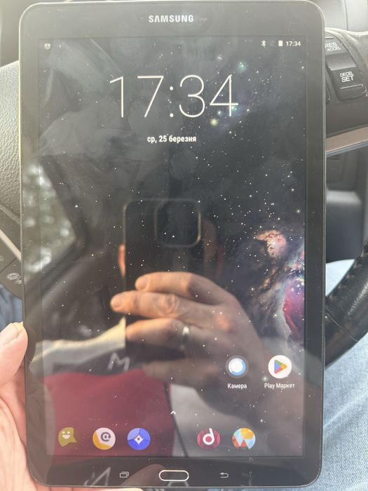 Планшет Samsung T561