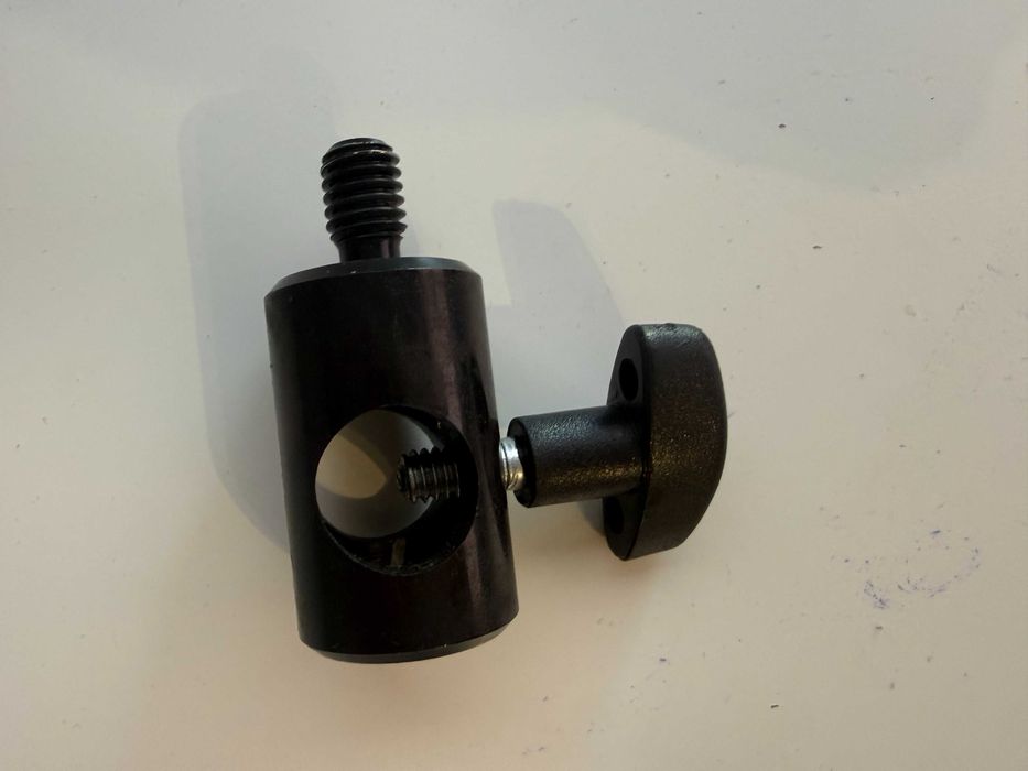 Manfrotto 014-38 adapter żeński 16 mm