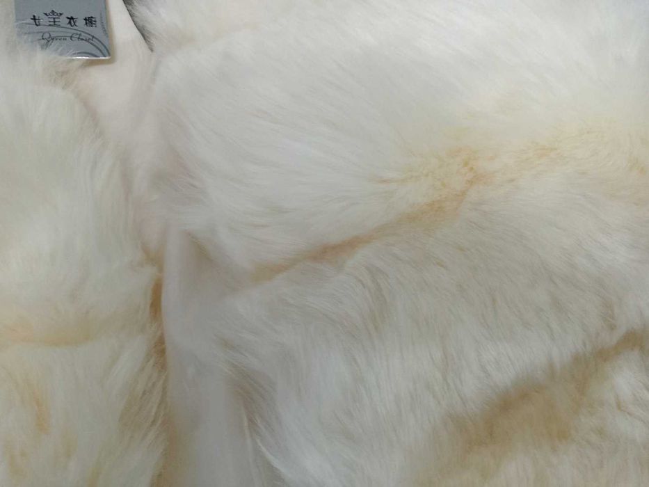 Жилетка зі штучного хутра