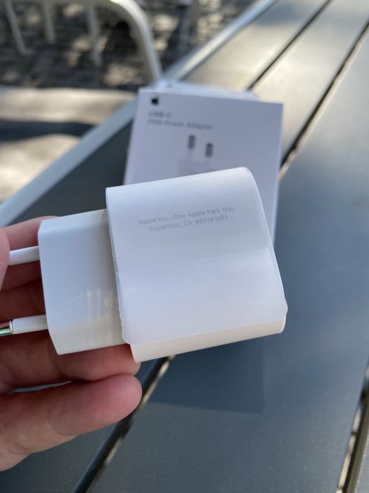 Блочок 20w для iPhone, iPad блок живлення зарядка оригінальний