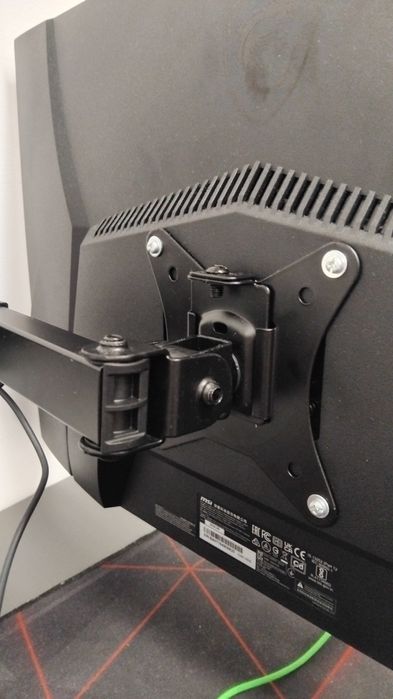 Monitor msi g24c4 e2