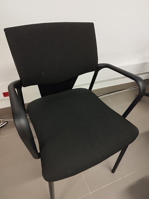 Cadeiras tecido preto com braços - 3 unidades + carrinho