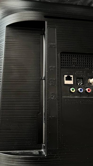 Телевізор Samsung 32″ Full HD Smart TV (ідеальний стан)