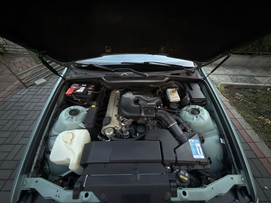 Zamienie Sprzedam BMW E36 compact 1.9 m43