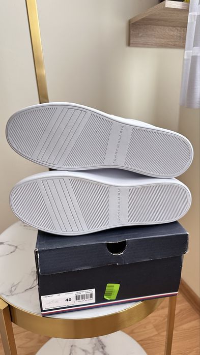 Sneakersy Tommy Hilfiger rozm. 40