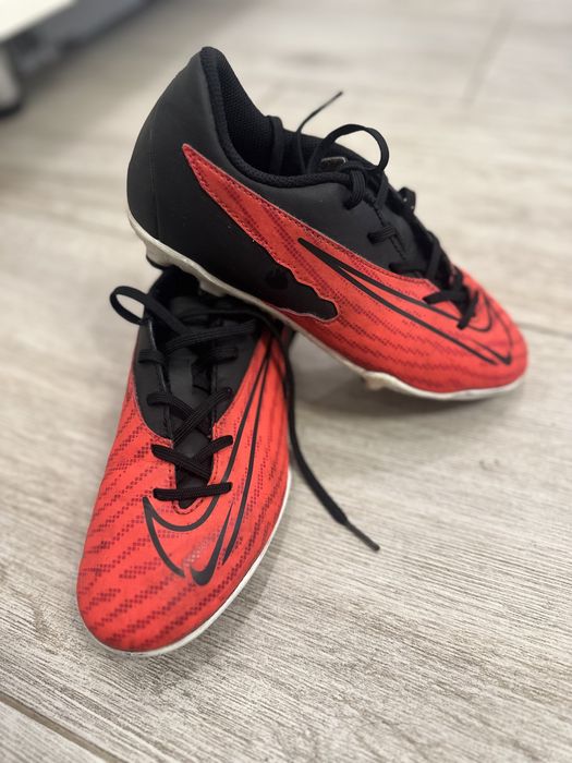 Футбольні бутси Nike Phantom 38р