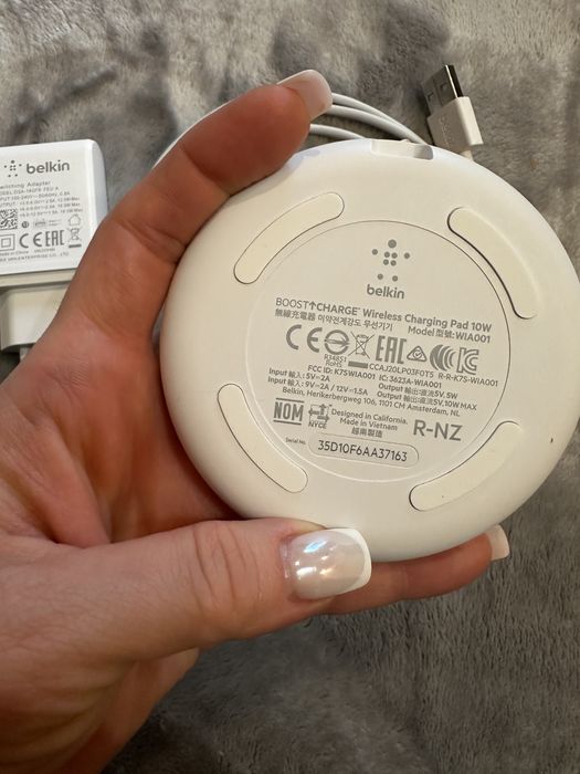 Ładowarka indukcyjna Belkin 10W biała