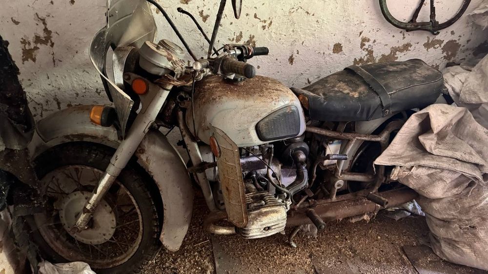 МТ, 11 .  1992 рік З документами