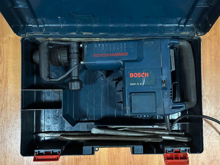 Młot Wyburzeniowy Bosch GSH 11E Zestaw Dłuta