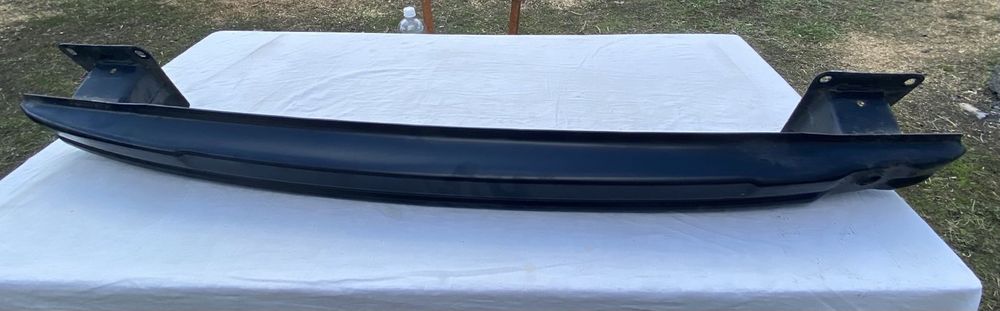 Усилитель бампера пассат в6