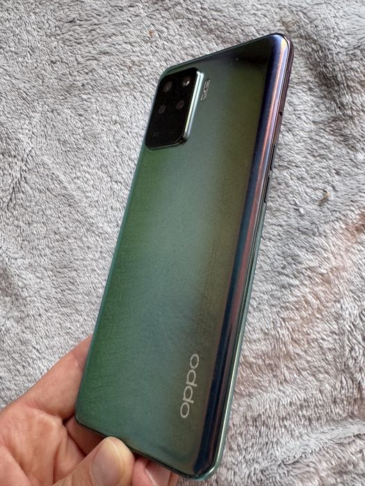 Смартфон Oppo reno 5