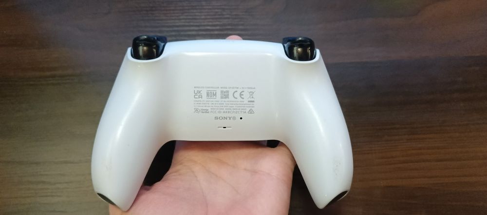 Геймпад Sony dualsence