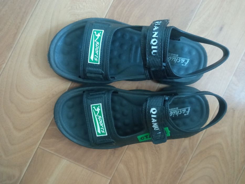 Продам сандали 38 р