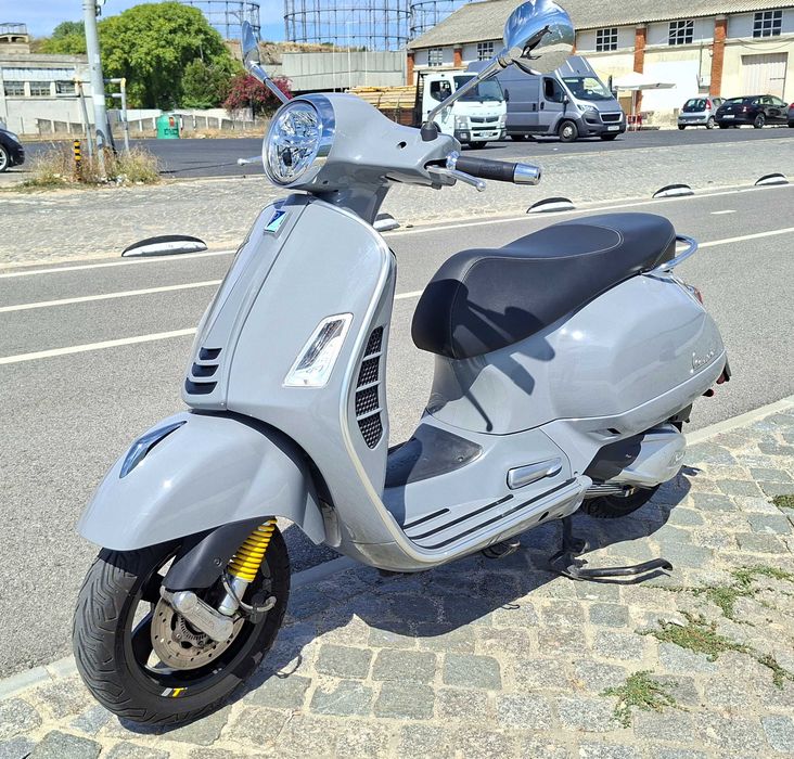 Vespa GTS 300 SuperTech como nova