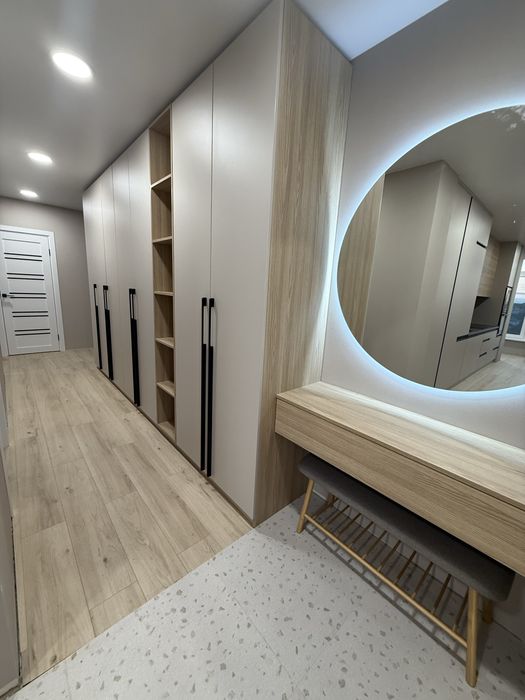 3-кімнатна квартира з видом на Дніпро, два санвузла