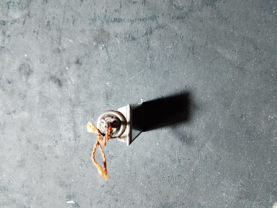 Stara szminka grawerowana