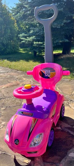 Машинка-толокар для вашего малыша. Для первых поездок ребенка)