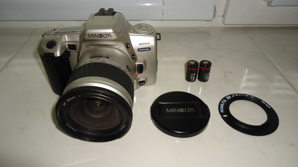Плёночный фотоаппарат Minolta 404si Dynax