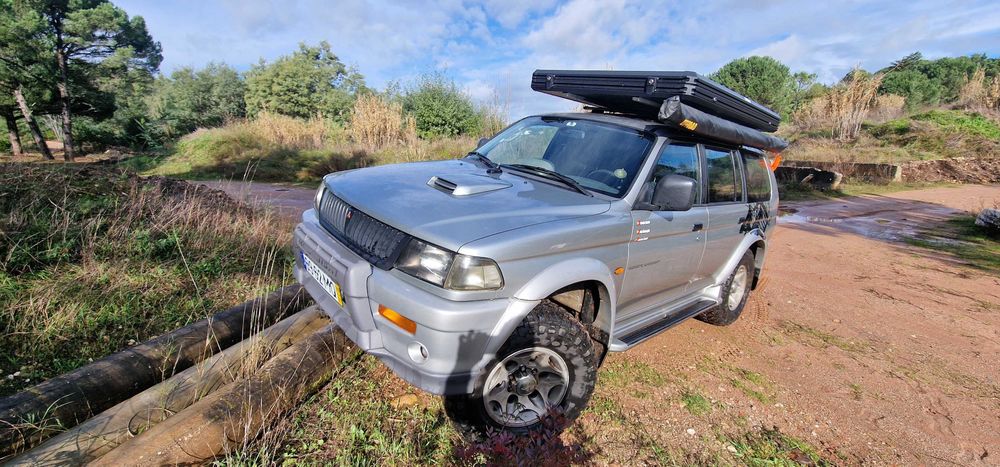 Mitsubishi Pajero Sportwagon GLS ABS