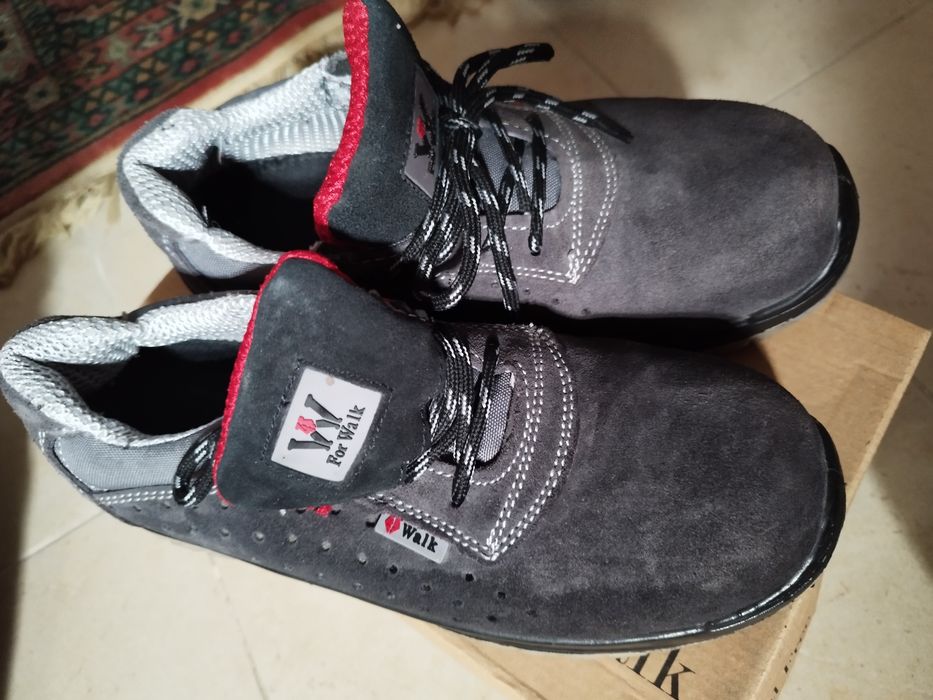 Sapatos de segurança/biqueira de aço n.40 e 42