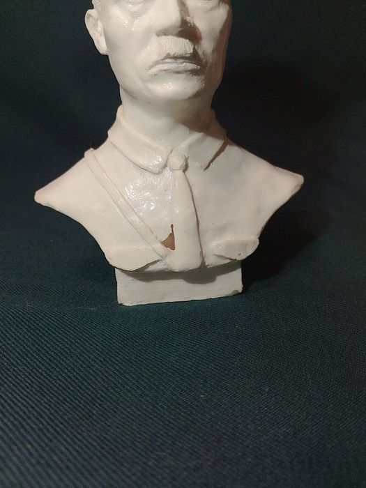 Бюст Гитлера коллекция