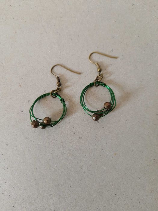 Brincos círculos pendentes