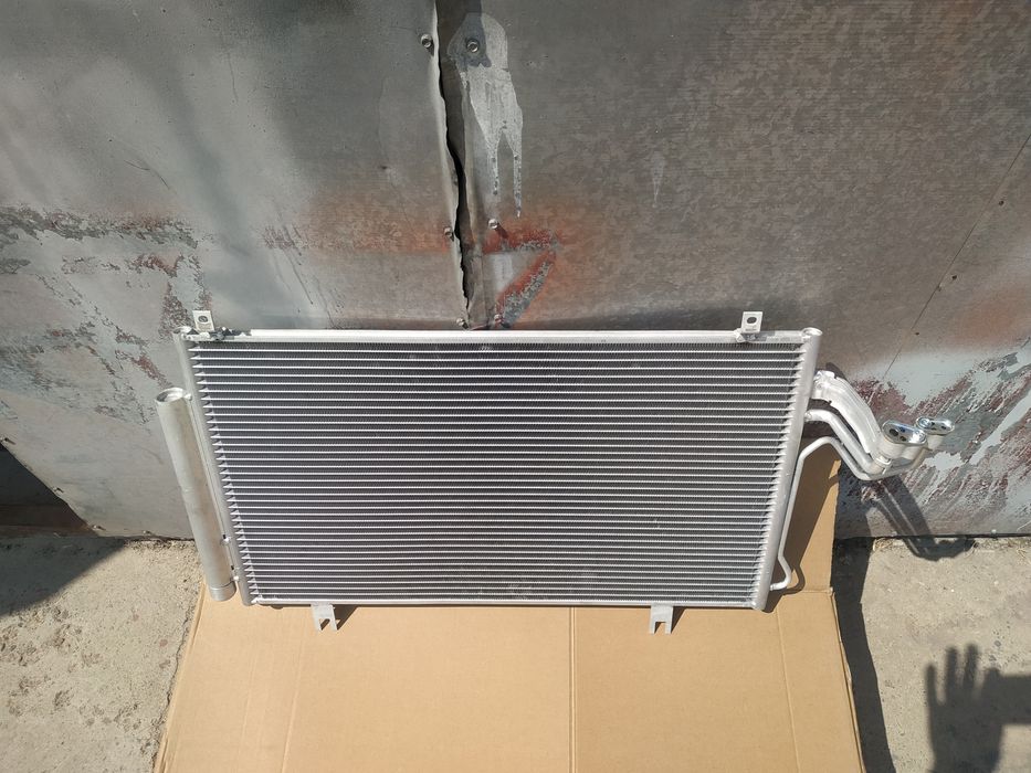 Радіатор кондиціонера Mazda 3 BM 14-18