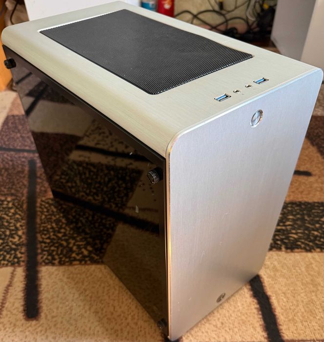 Комп'ютерний корпус Raijintek Thetis Window Silver