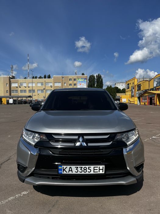 Продаж Mitsubishi Outlander 3 | 2018 | 2.4L