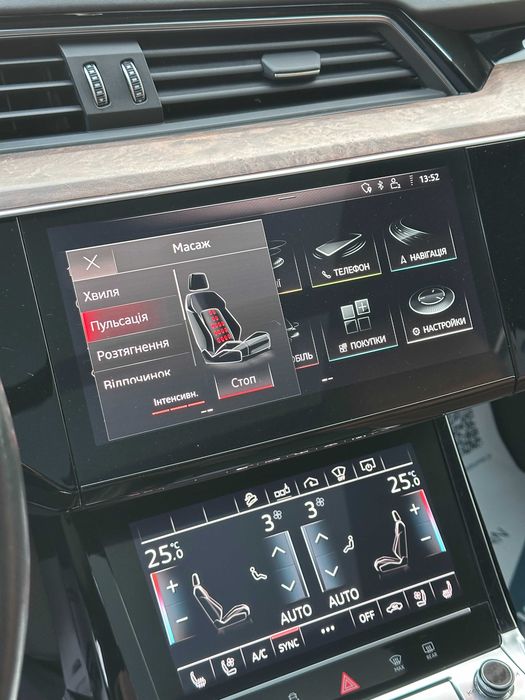 Продам Audi e-tron 2019 рік можлива розстрочка,кредит,обмін!