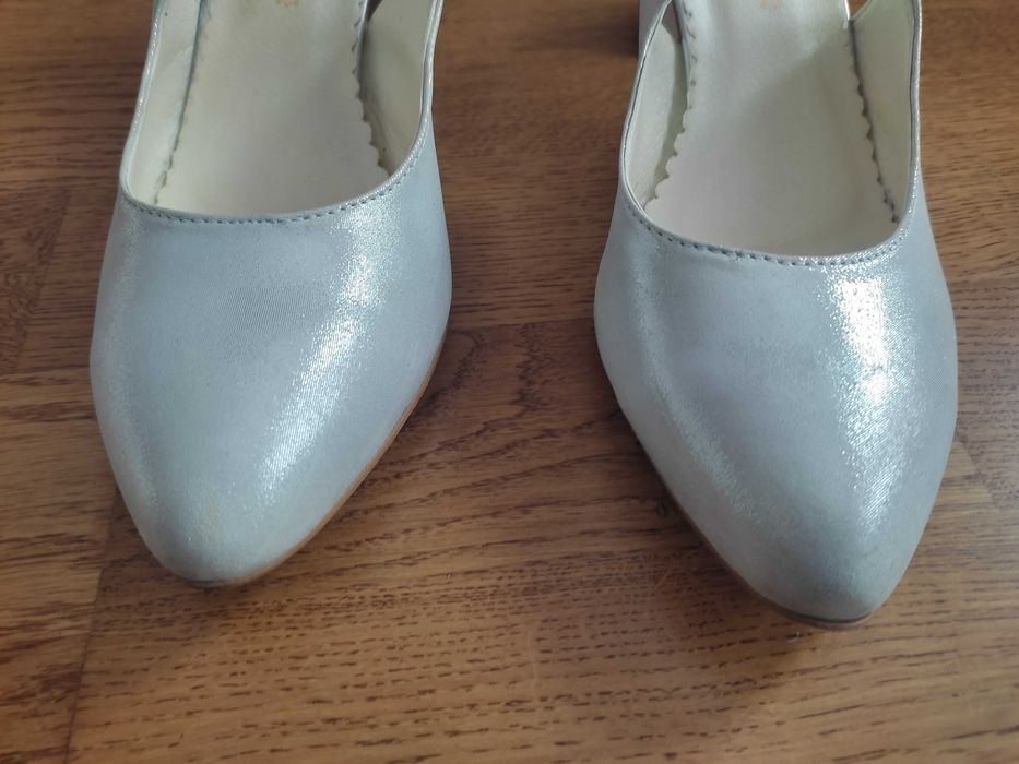 Buty ślubne r.39