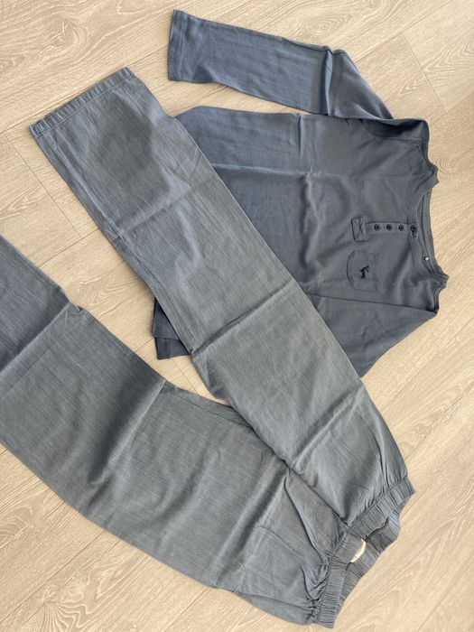 Ubrania młodzieżowe 4 szt.-swetry 170/176 i piżama 164