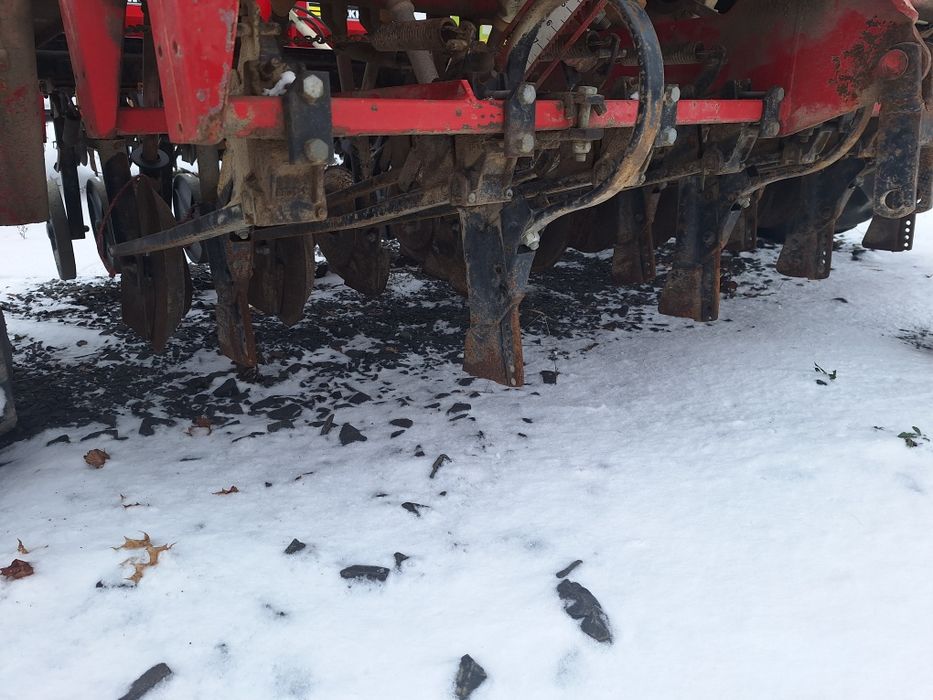 Дискова сівалка SIMULTA 2500 приципна з катками на два бачки